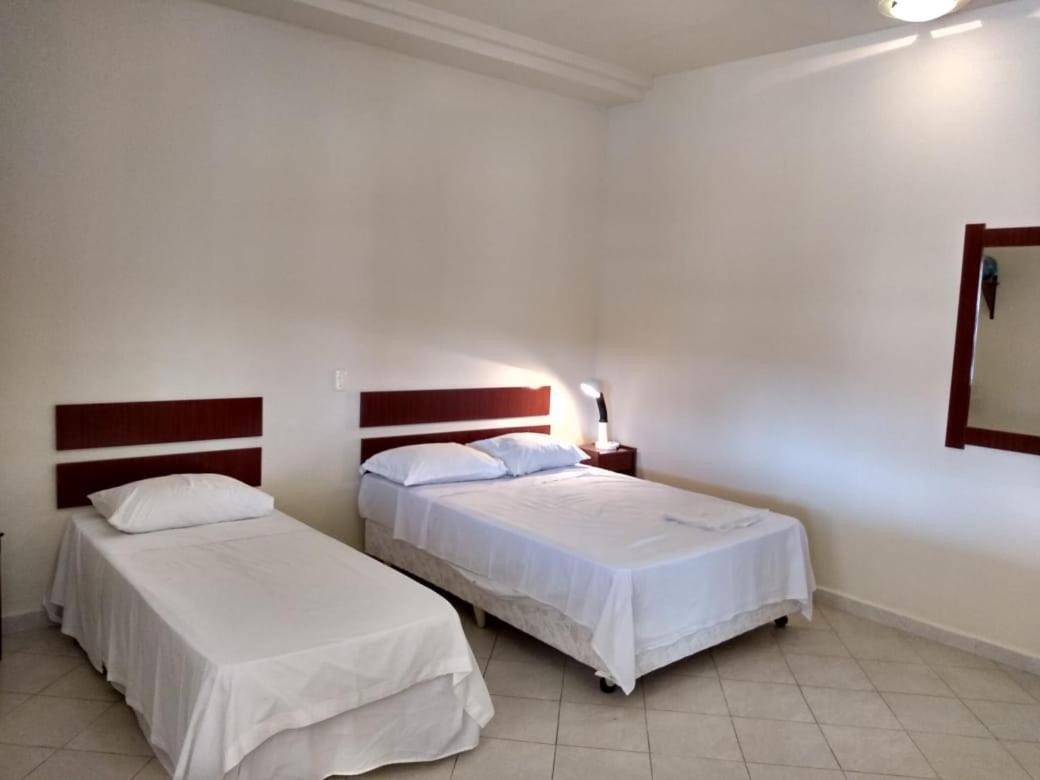 Hotel Veredas Monsenhor Paulo Kültér fotó